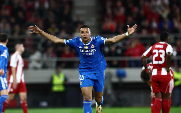 Champions League: Ο Μπαπέ τσάκισε τον εξαιρετικό Ολυμπιακό στον Πειραιά (βίντεο)