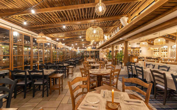 Paraμυθία: ΄Ένας “τόπος” γεύσης και παράδοσης, στη Νέα Παραλία Θεσσαλονίκης