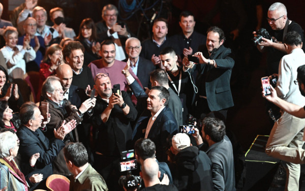 Αλέξης Τσίπρας: Ξεκίνησε η παρουσίαση της «Ιθάκης»  (live)