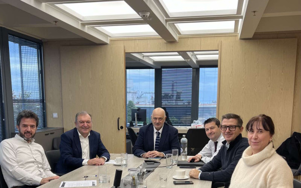 Συνάντηση Καϊτεζίδη με το Δ.Σ. της ΕΥΑΘ Συνεργασία για το νερό με ασφάλεια