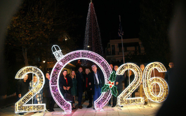 Ο Δήμος Κορδελιού - Ευόσμου μπήκε και επίσημα στην εορταστική περίοδο