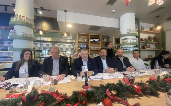 Θεσσαλονίκη: Σύννεφα στο επιχειρείν από τα μπλόκα των αγροτών - «15% πάνω το μεταφορικό κόστος»