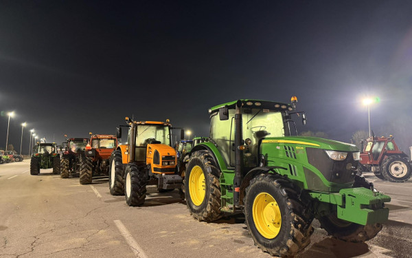 Εξοδος μετ΄ εμποδίων με καθυστερήσεις και παρακάμψεις - Τα ανοικτά και τα κλειστά μπλόκα σε όλη τη χώρα