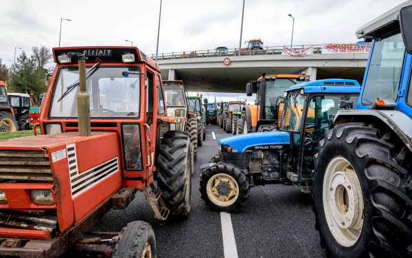 Μάλγαρα - Μπλόκα αγροτών: Δίωρος αποκλεισμός στο ρεύμα προς Θεσσαλονίκη - Κλειστό αυτό της Αθήνας