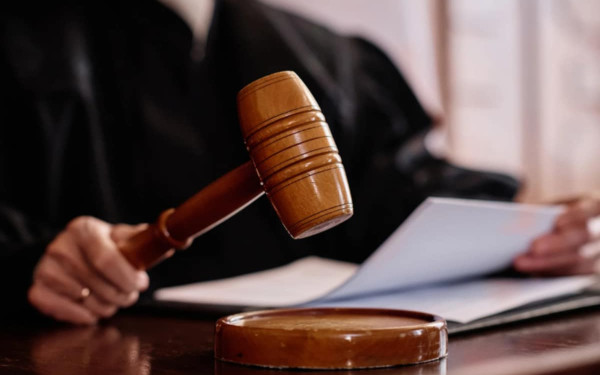 Αλεξανδρούπολη: Προθεσμία να απολογηθεί την Τρίτη πήρε η μητέρα του 3χρονου που πέθανε από ασιτία