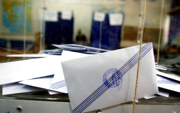 Ιστορική απόφαση στη Βουλή: Με επιστολική ψήφο οι Έλληνες του εξωτερικού στις εθνικές εκλογές