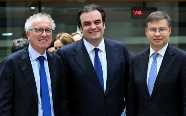 Ο Πιερρακάκης αναλαμβάνει και την προεδρία του ESM για τα επόμενα 2,5 χρόνια