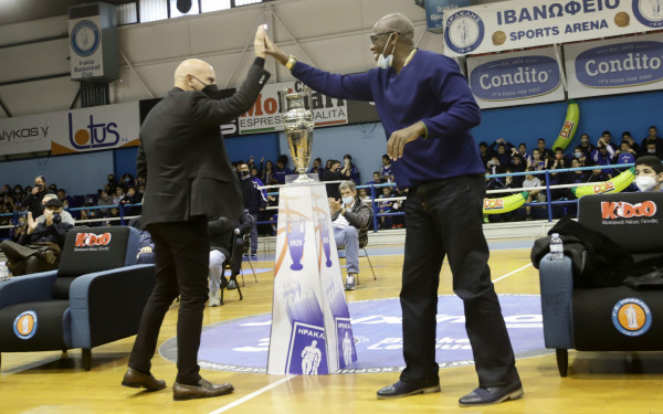 Ηρακλής - Άρης: Όταν ο Ίνγκραμ και ο Γκάλης ευλογούσαν το ελληνικό μπάσκετ στο Ιβανώφειο (βίντεο)