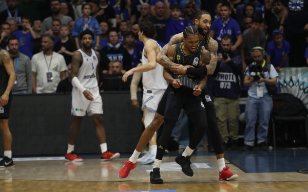 Μπάσκετ: Μαγικό απόγευμα στο Ιβανώφειο, μεγάλο διπλό του Άρη (βίντεο)