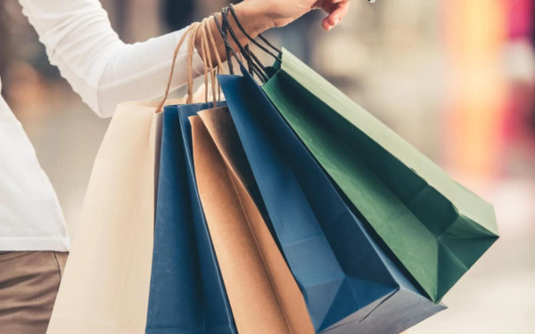 Ανοιχτά σήμερα, Μ. Σάββατο τα καταστήματα στη Θεσσαλονίκη- Ποιες ώρες θα λειτουργεί η αγορά