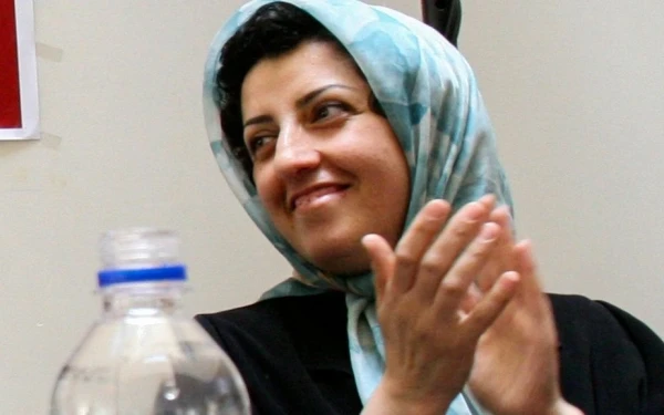 Γαλλία: Η βραβευθείσα με Νόμπελ Ειρήνης Ναργκίς Μοχαμαντί συνελήφθη στο Ιράν
