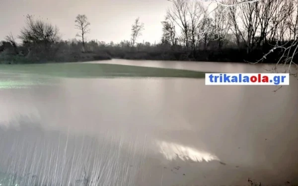 Πηνειός: Υπερχείλισε ο ποταμός στα αναχώματα του Βαλομανδρίου και των Ρογκίων