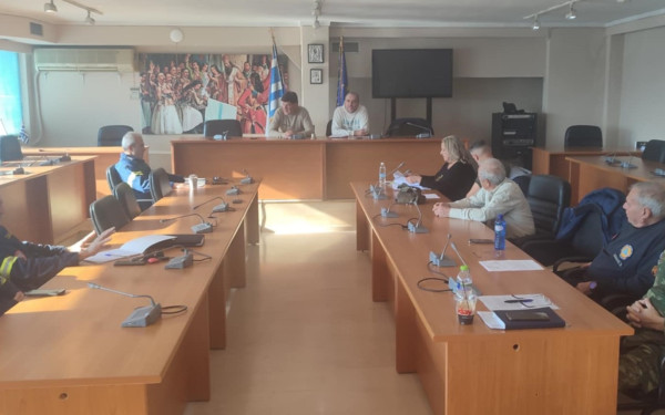 Σε ετοιμότητα ο δήμος Λαγκαδά για τις χιονοπτώσεις - Το επιχειρησιακό πλάνο