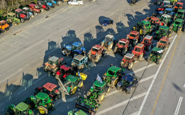 Σφίγγουν τον κλοιό οι αγρότες: Κλείνει αύριο το ρεύμα προς Αθήνα στα Μάλγαρα