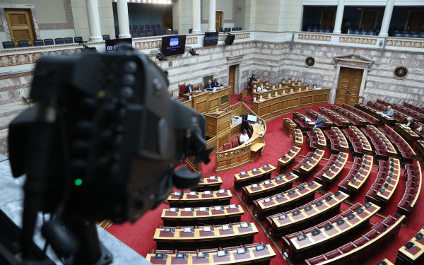 Αντιπολίτευση: Μετά την πρώτη αμηχανία, μάχη επικράτησης και... επιβίωσης