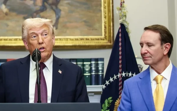 Ο Τραμπ ονομάζει τον κυβερνήτη της Λουιζιάνας Λάντρι ειδικό απεσταλμένο στη Γροιλανδία