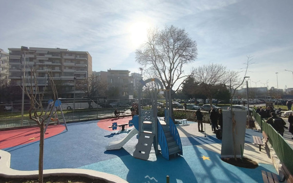 Θεσσαλονίκη: Εγκαινιάστηκε η παιδική χαρά στο One Salonica