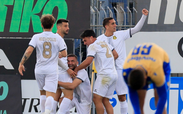 Super League 2: Το σούπερ διπλό της Αναγέννησης στην Τρίπολη συνοδεύτηκε από την παραίτηση του προπονητή της (βίντεο)