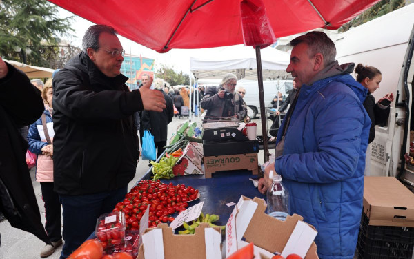 Σ. Φάμελλος από Θεσσαλονίκη: «Η κυβέρνηση εξαπάτησε τις λαϊκές αγορές - Στέλνει τον κόσμο στα σούπερ μάρκετ»