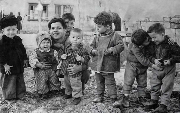 Καλαμαριά: Έκθεση φωτογραφίας με τίτλο «Το Ελληνικό Θαύμα στην Τασκένδη»