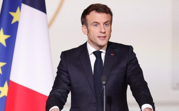 Ε. Μακρόν: «Η Ε.Ε. πρέπει να δημιουργήσει ένα μέσο κοινού δανεισμού για να αμφισβητήσει το δολάριο - Δεν έχει τελειώσει ο εκφοβισμός των ΗΠΑ»