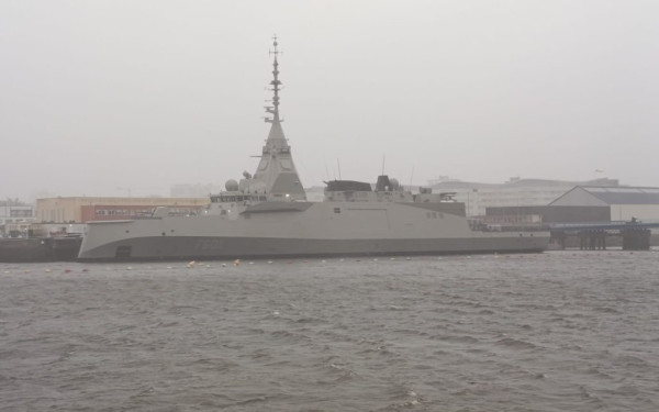 Γαλλία - Δείτε Live: Η τελετή ονοματοδοσίας και ύψωσης της ελληνικής σημαίας στη φρεγάτα FDI HN «Κίμων»