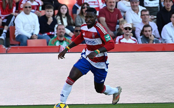 Άρης: Ο Μάρτιν Χόνγκλα προβάρει τα κιτρινόμαυρα (βίντεο)