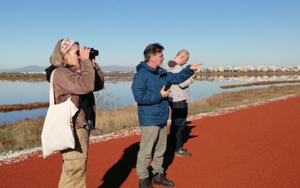 Πώς «ακούγονται» τα ζώα και οι ανθρώπινες δραστηριότητες στο Δέλτα του Αξιού και στη λίμνη της Καστοριάς; Ερευνητές καταγράφουν τα ηχοτοπία