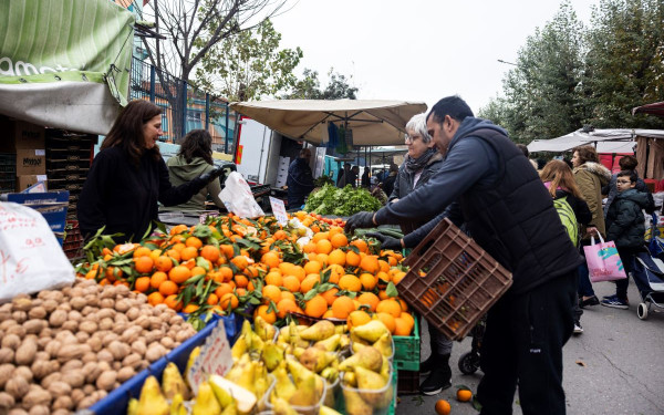 Λαϊκές αγορές: Πανελλαδική απεργία διαρκείας και κινητοποιήσεις παραγωγών και πωλητών - Μηχανοκίνητη πορεία στη Θεσσαλονίκη