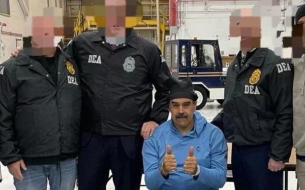 Με χειροπέδες ο Μαδούρο - Κρατείται στη Νέα Υόρκη