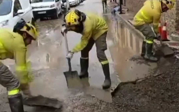Ισπανία: Τρεις αγνοούμενοι από τις καταρρακτώδεις βροχές και πλημμύρες