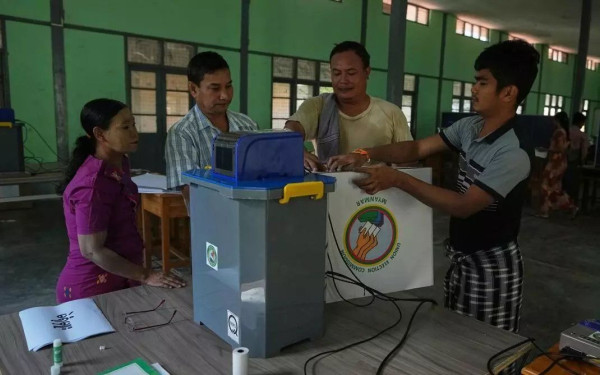 Βουλευτικές εκλογές σήμερα στη Μιανμάρ με την... άδεια της χούντας