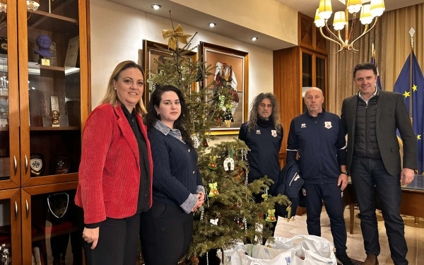 Δώρα αγάπης από την ΠΑΕ Πανσερραϊκός στο Δήμο Σερρών για τα παιδιά που έχουν ανάγκη