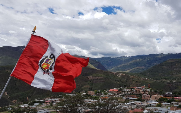 Εκλογές στο Περού: Την πρωτιά κρατάει η  Φουχιμόρι - «Ντέρμπι» για την 2η θέση μεταξύ άκρας δεξιάς και ριζοσπαστικής αριστεράς (βίντεο)