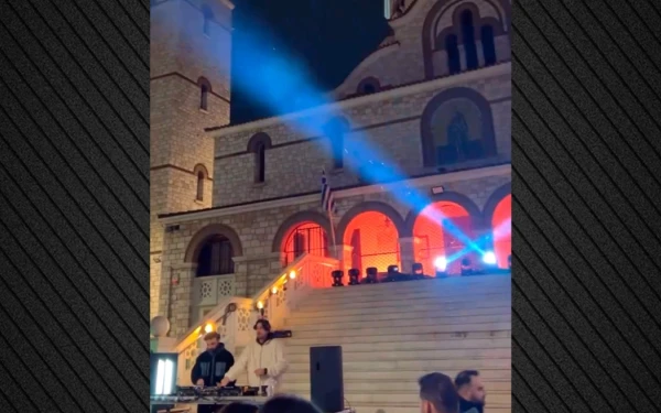 Γαλάτσι: Πάρτι με ηλεκτρονική μουσική στα σκαλιά εκκλησίας – «Το συγκεκριμένο street party γίνεται για 4η χρονιά», λέει ο δήμαρχος