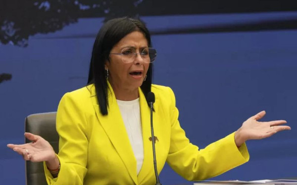 Βενεζουέλα: Η προσωρινή πρόεδρος ανακοίνωσε την ίδρυση επιτροπής για την απελευθέρωση του Μαδούρο