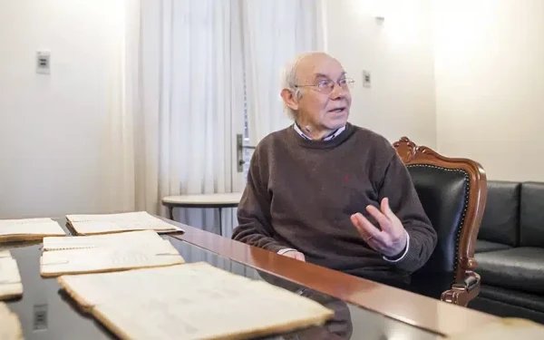 Η ΕΣΗΕΜ-Θ αποχαιρετά τον Σταύρο Πετρακόπουλο - Τον «αρχιτέκτονα» των στατιστικών του ελληνικού ποδοσφαίρου