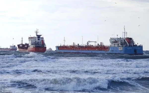 Τουρκία: Συγκρούστηκαν δύο δεξαμενόπλοια στη θάλασσα του Μαρμαρά - Δείτε βίντεο