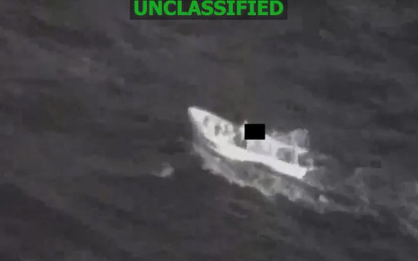 Οκτώ νεκροί σε νέα πλήγματα των ΗΠΑ εναντίον ταχύπλοων που έκαναν διακίνηση ναρκωτικών (βίντεο)