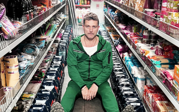 Θεσσαλονίκη: Η παράσταση Vanya έρχεται για τρεις ημέρες