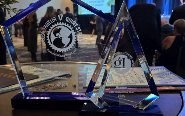 Πρωτιά για την Ελλάδα ως ο καλύτερος τουριστικός προορισμός σε Αμερικάνικα βραβεία