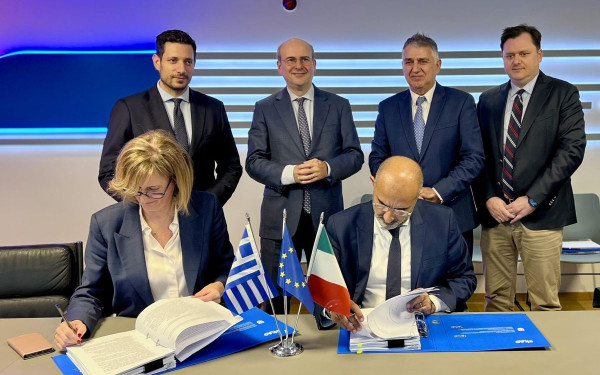 Κ. Χατζηδάκης: Με τα 23 νέα τρένα επιχειρούμε να κάνουμε μια νέα αρχή στον σιδηρόδρομο