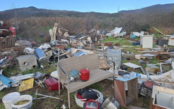 Θεσσαλονίκη: Ψυγεία, κλιματιστικά και παλιά έπιπλα σε... έκθεση «μοντέρνας ασυνειδησίας» στην Ασπροβάλτα - Χειροπέδες σε 57χρονο