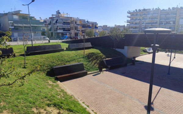 Παύλου Μελά: Μια μικρή πόλη… μέσα στην πόλη βγαίνει από την εγκατάλειψη και αναγεννιέται - Πόλος έλξης για νέους κατοίκους