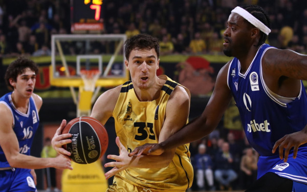 Μπάσκετ: Η καλύτερη εμφάνιση του Άντζουσιτς με τη φανέλα του Άρη μέχρι την επόμενη (βίντεο)