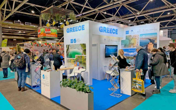 Τουρισμός: «Απόβαση» Ολλανδών τουριστών και φέτος στη γη της Μακεδονίας - Ψηφίζουν ήλιο - θάλασσα και τη Μακεδονική κουζίνα