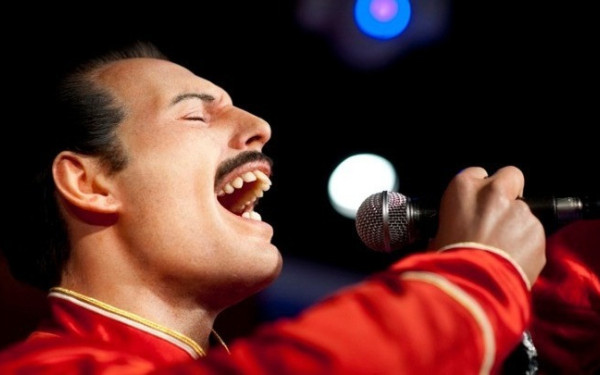 Έφυγε από τη ζωή η «κρυφή» κόρη του θρυλικού Φρέντι Μέρκιουρι