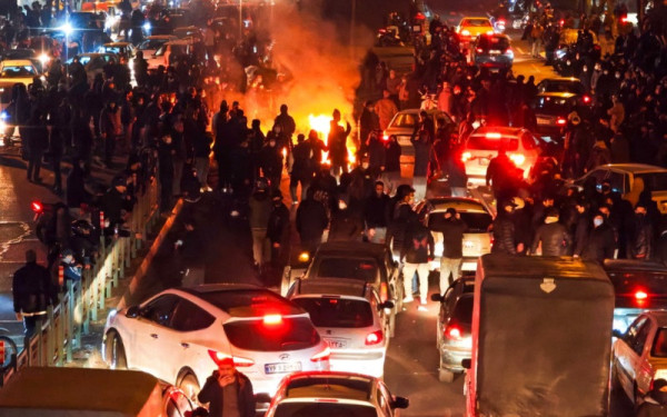 Ιράν: Τουλάχιστον 2.571 άνθρωποι έχουν σκοτωθεί κατά τις διαδηλώσεις