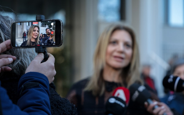 Καρυστιανού: Δεν διασφαλίζεται η ορθή λειτουργία των τρένω