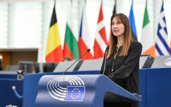 Κομισιόν: Κατεπείγουσα παρέμβαση Έλενας Κουντουρά για το μπλακ άουτ στον ελληνικό εναέριο χώρο